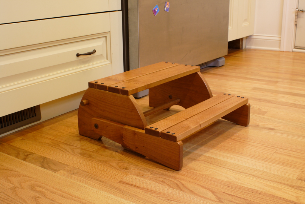 The Step Stool - The Wireless Woodworker